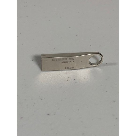 Kingston 16GB USB 3.0 DataTraveler SE9 G2 Metal - Picture 1 of 2
